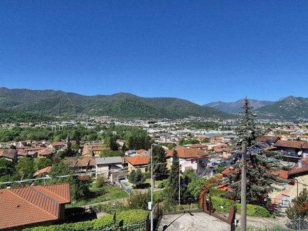 casa indipendente in vendita a Calolziocorte
