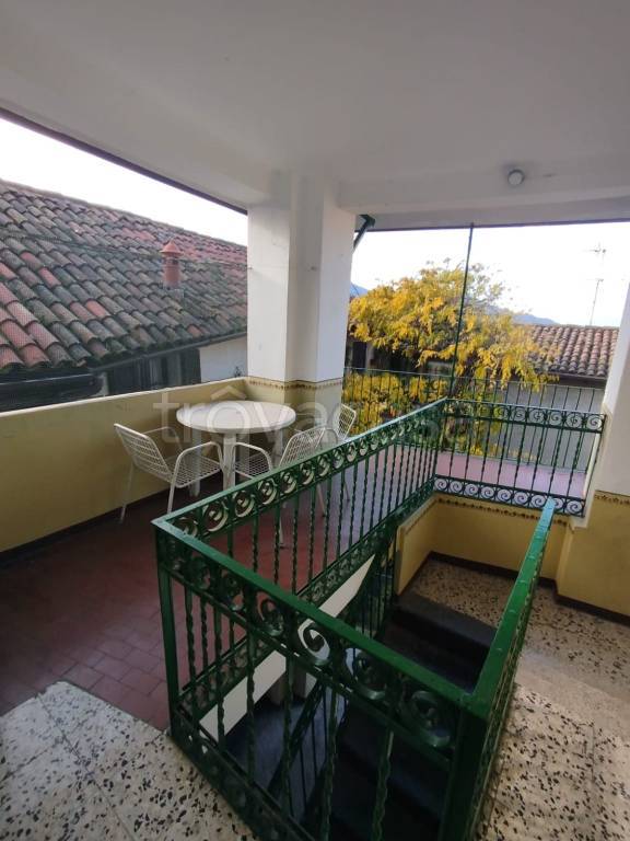 casa indipendente in vendita a Calolziocorte in zona Rossino