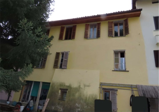 casa indipendente in vendita a Calolziocorte in zona Rossino