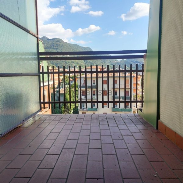 appartamento in vendita a Calolziocorte