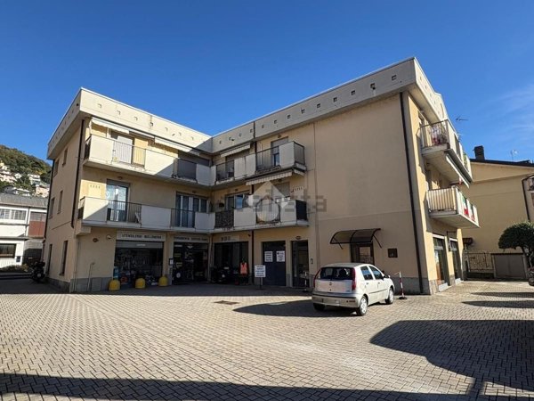 appartamento in vendita a Calolziocorte