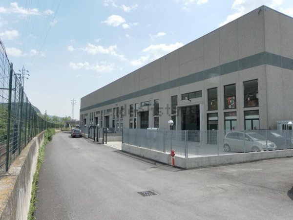 ufficio in vendita a Calolziocorte