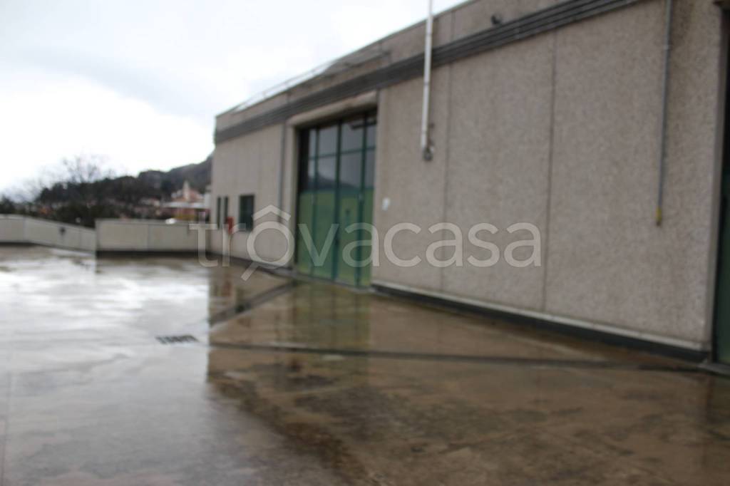 appartamento in vendita a Calolziocorte