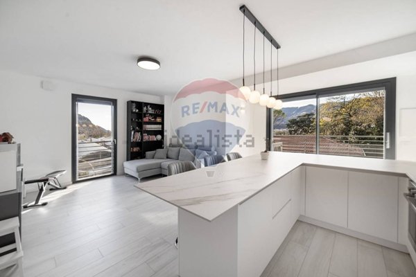 appartamento in vendita a Calolziocorte