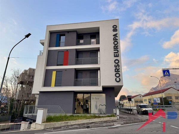 appartamento in vendita a Calolziocorte