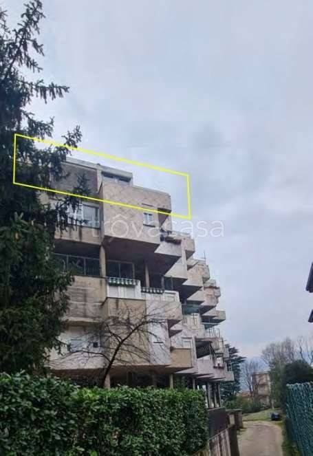 appartamento in vendita a Calolziocorte