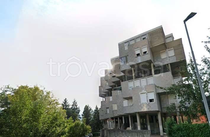 appartamento in vendita a Calolziocorte