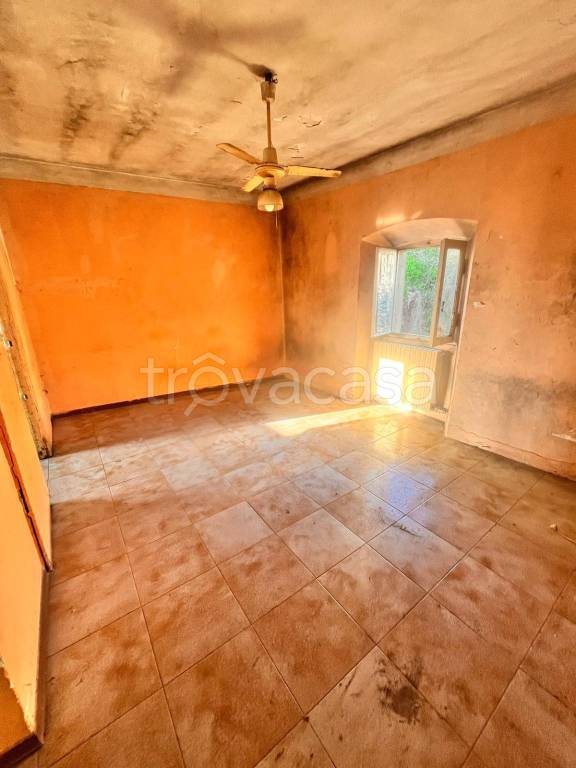 appartamento in vendita a Calolziocorte in zona Rossino