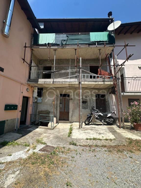 appartamento in vendita a Calolziocorte