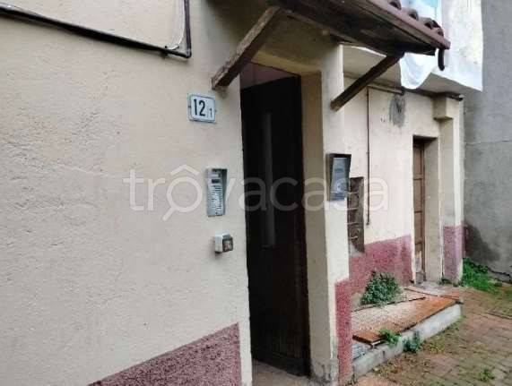 appartamento in vendita a Calolziocorte in zona Rossino