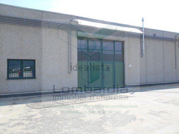 capannone in vendita a Calolziocorte