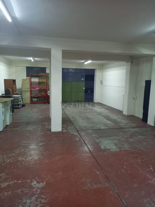 locale di sgombero in vendita a Calolziocorte