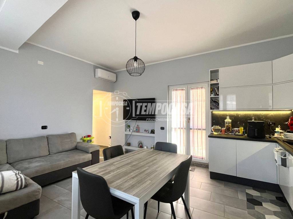 appartamento in vendita a Calolziocorte