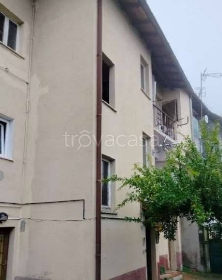 appartamento in vendita a Calolziocorte in zona Rossino