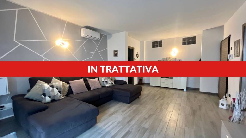 appartamento in vendita a Calolziocorte