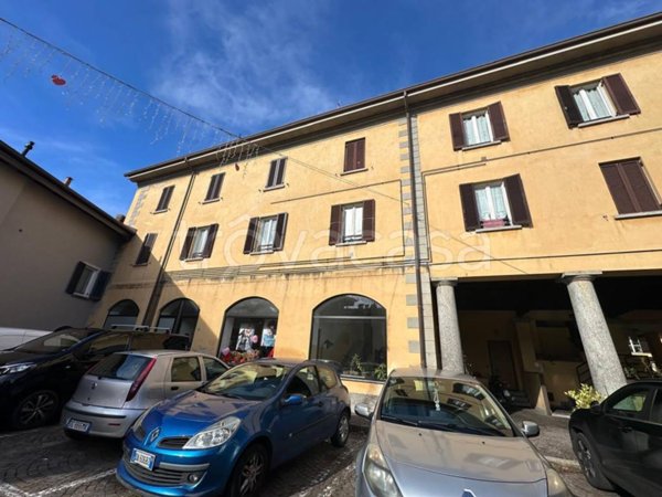 negozio in vendita a Calolziocorte