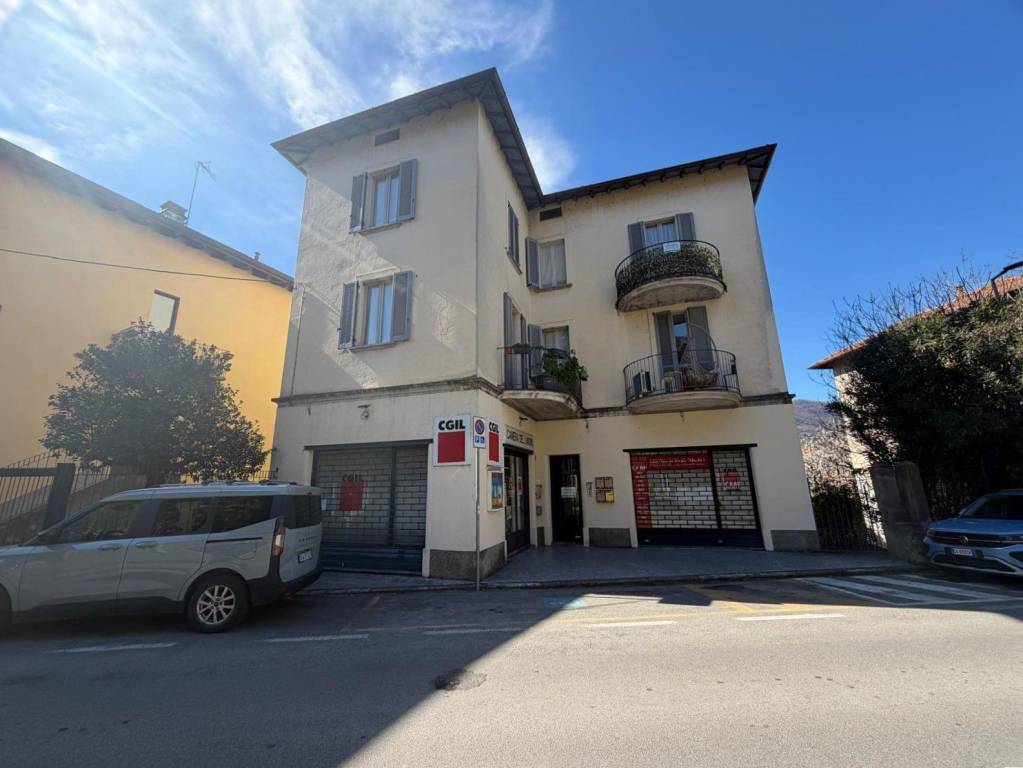 appartamento in vendita a Calolziocorte