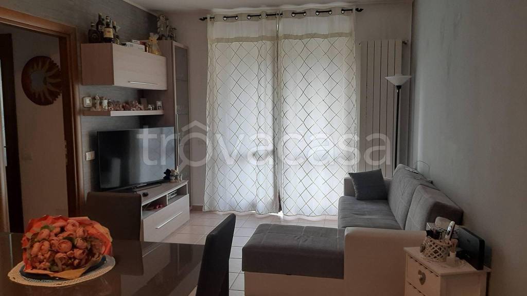 appartamento in vendita a Calolziocorte