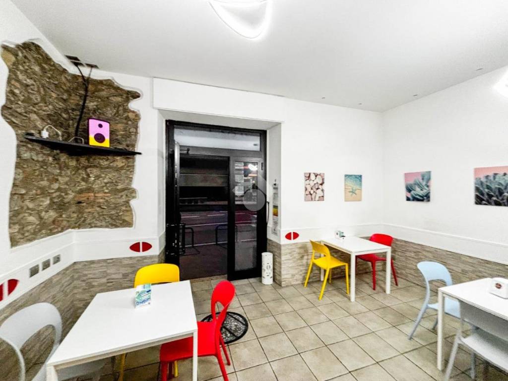 negozio in vendita a Calolziocorte