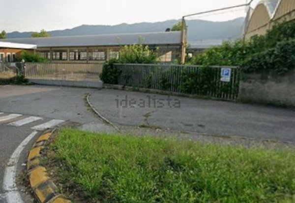 capannone in vendita a Calolziocorte