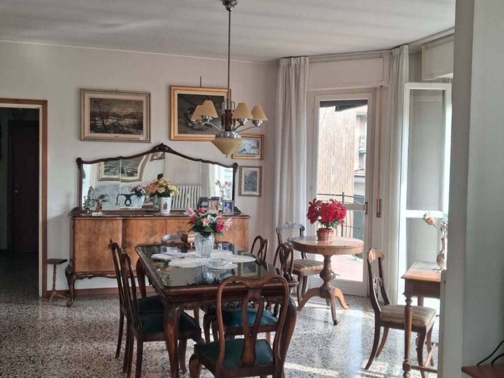 appartamento in vendita a Calolziocorte