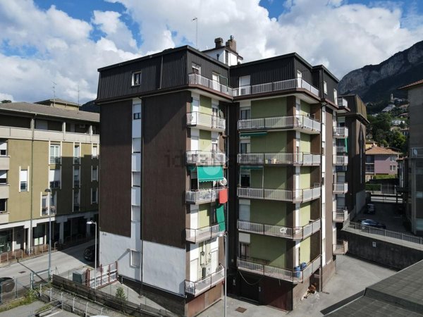 appartamento in vendita a Calolziocorte