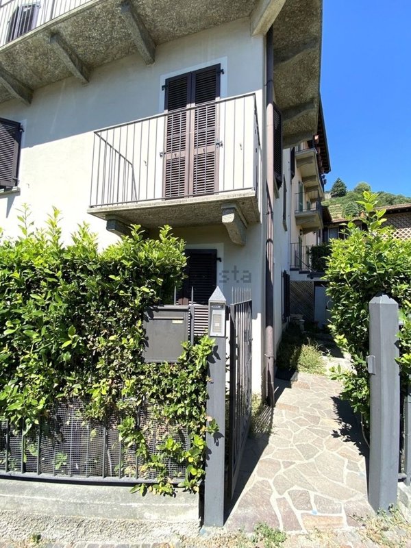 appartamento in vendita a Calolziocorte