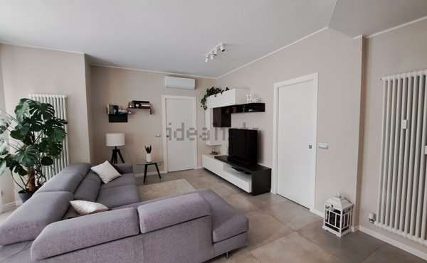 appartamento in vendita a Calolziocorte