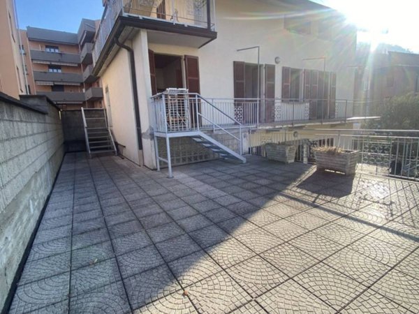 casa indipendente in vendita a Calolziocorte