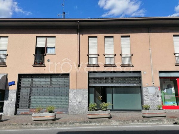 negozio in vendita a Calolziocorte
