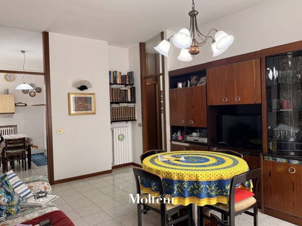appartamento in vendita a Calolziocorte in zona Foppenico