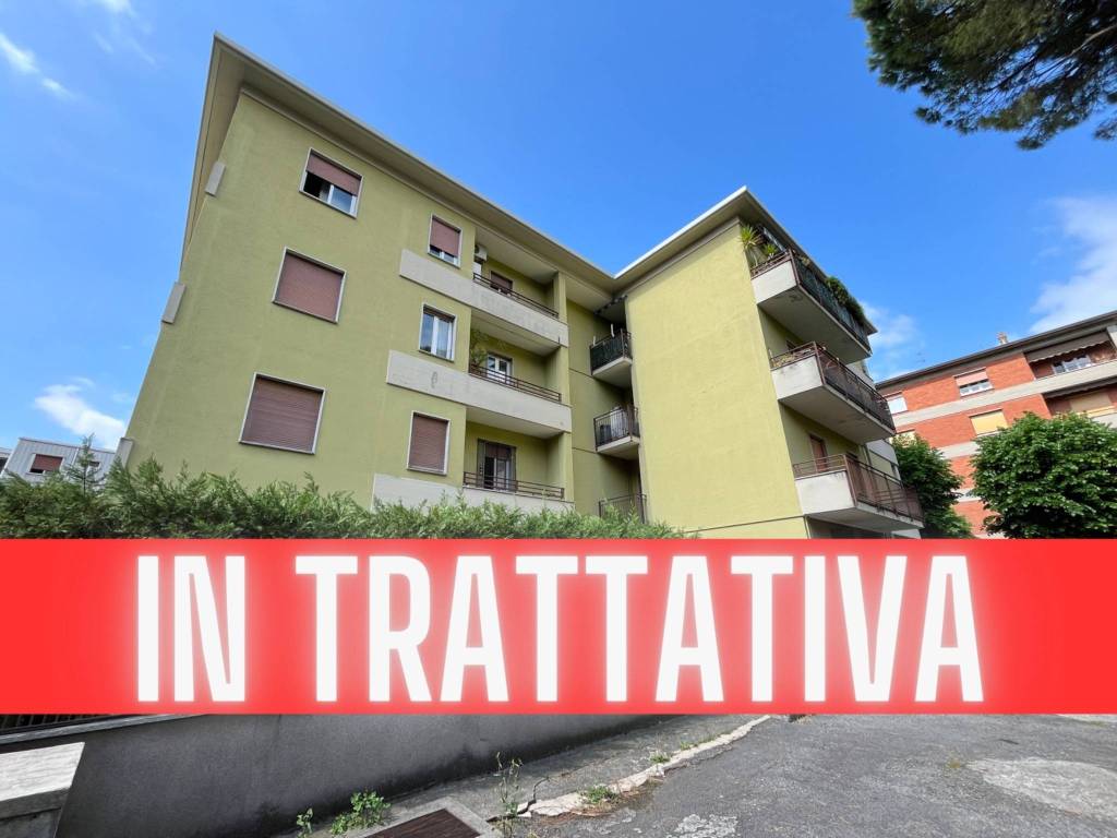 appartamento in vendita a Calolziocorte in zona Foppenico