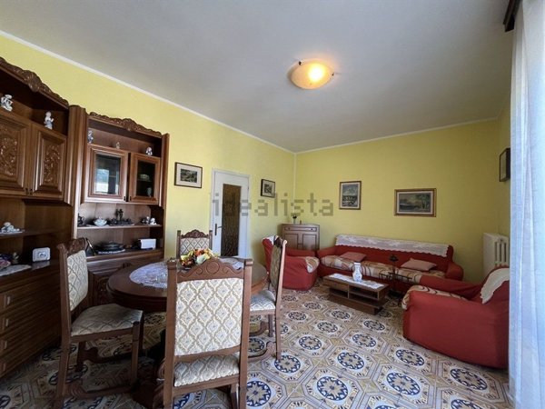 appartamento in vendita a Calolziocorte in zona Pascolo