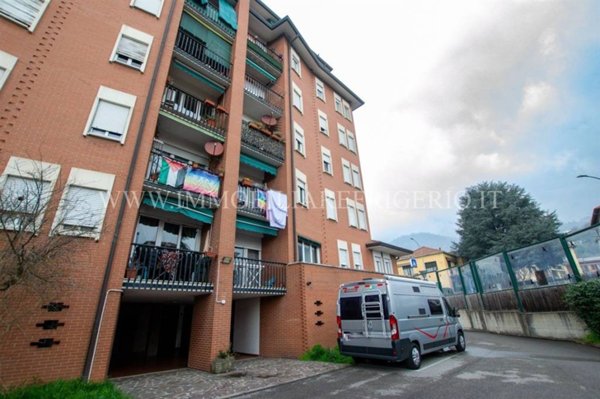 appartamento in vendita a Calolziocorte in zona Pascolo