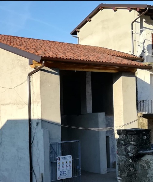 casale in vendita a Calolziocorte in zona Pascolo