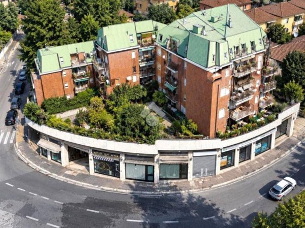 appartamento in vendita a Calolziocorte in zona Foppenico