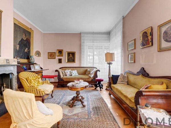 casa indipendente in vendita a Calolziocorte in zona Foppenico