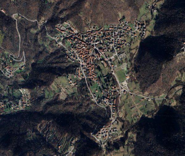 terreno agricolo in vendita a Carenno
