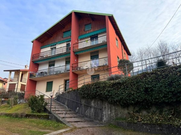 appartamento in vendita a Carenno