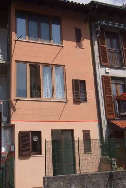 appartamento in vendita a Carenno