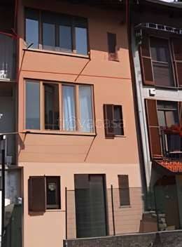 appartamento in vendita a Carenno