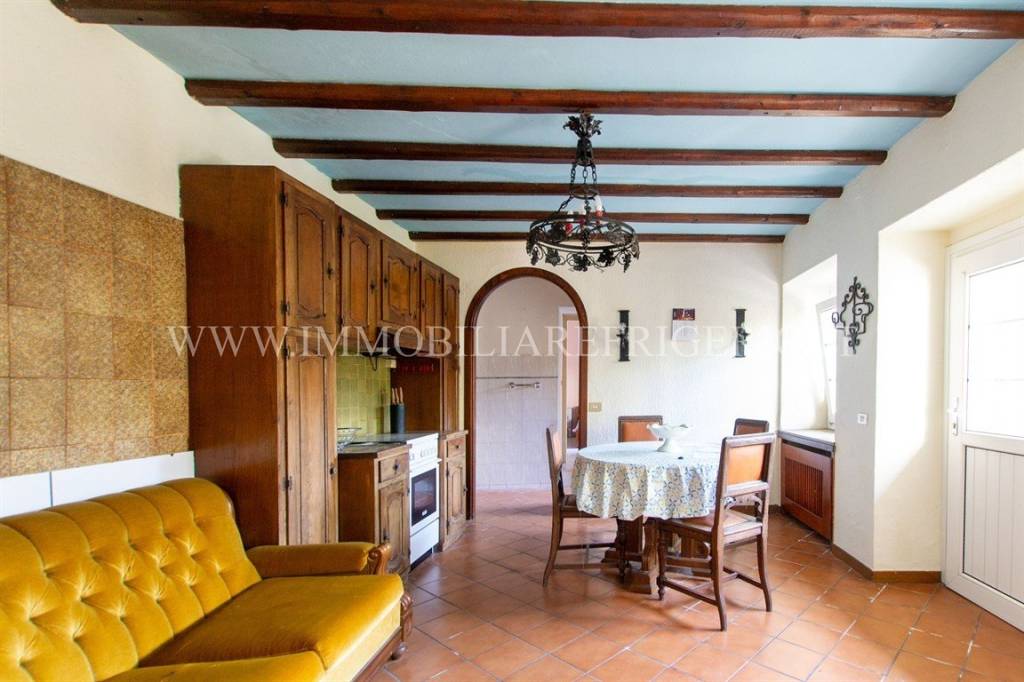 appartamento in vendita a Carenno