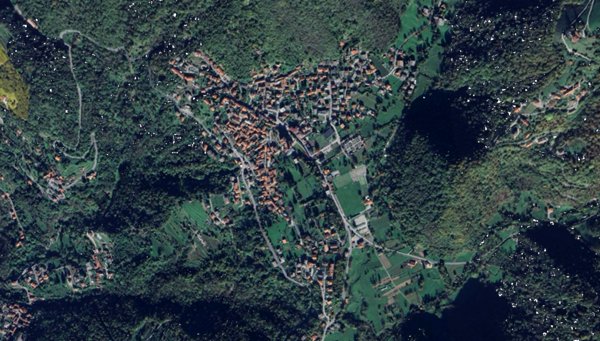 terreno agricolo in vendita a Carenno