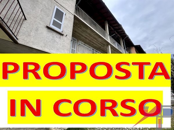 casa indipendente in vendita a Carenno