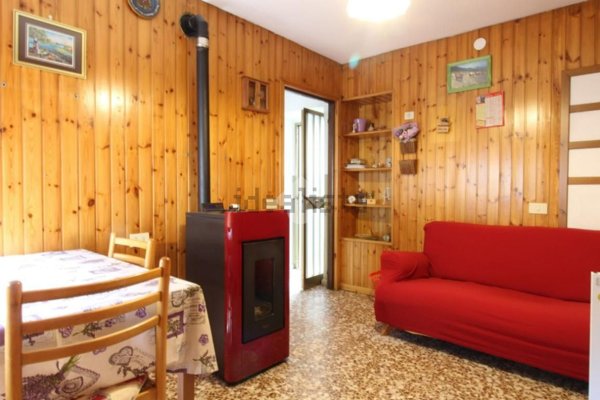 appartamento in vendita a Casargo