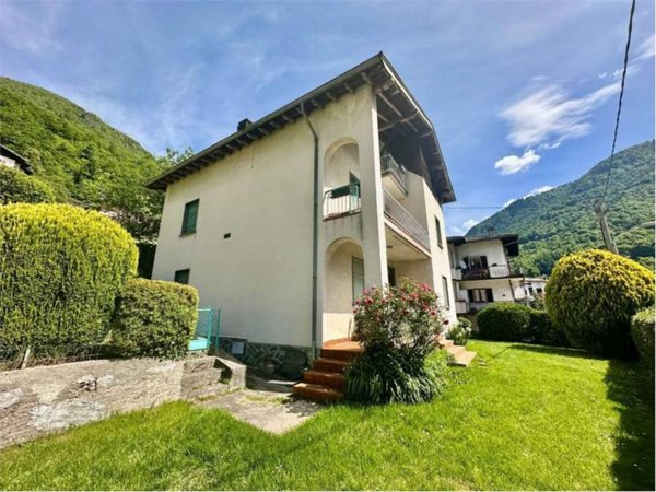 casa indipendente in vendita a Casargo in zona Narro