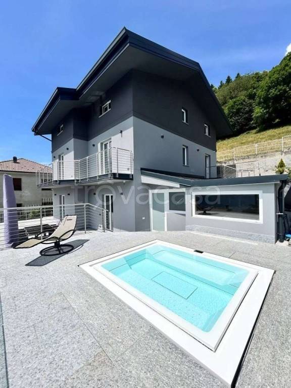 casa indipendente in vendita a Casargo in zona Indovero