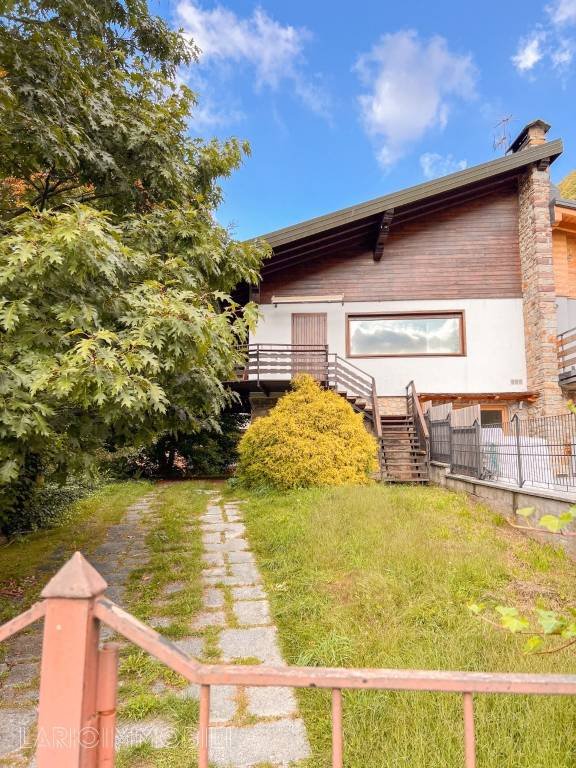 casa indipendente in vendita a Casargo