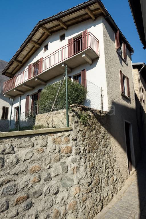 casa indipendente in vendita a Casargo