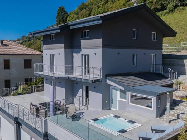 casa indipendente in vendita a Casargo in zona Narro